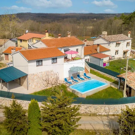 Dom wakacyjny Danica By Interhome Batlug